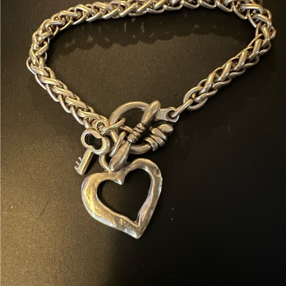 Silver Chain Bracelet with Heart and key Charms - Picture 3 of 4